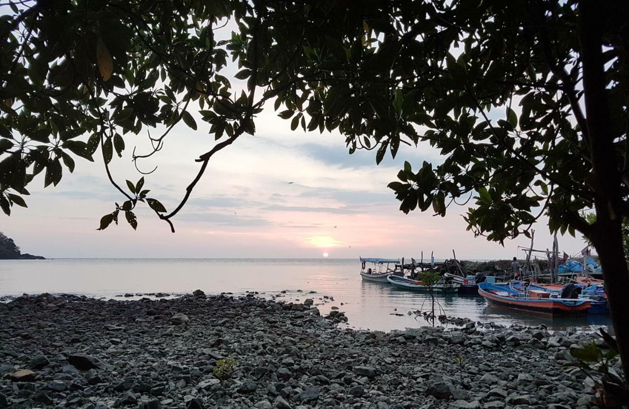 Hotel ฺbay Yard Hut Koh Chang Esterno foto