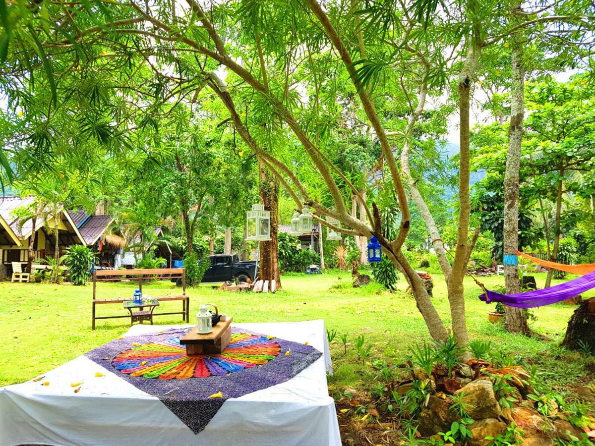 Hotel ฺbay Yard Hut Koh Chang Esterno foto