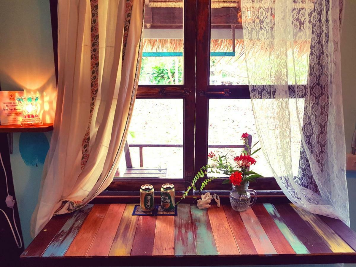 Hotel ฺbay Yard Hut Koh Chang Esterno foto